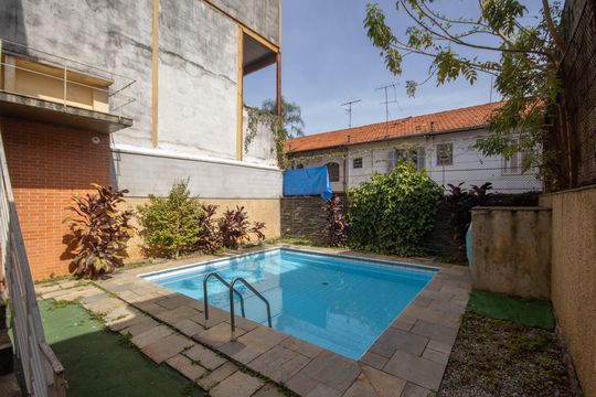 Piscina de casa à venda com 3 quartos, 246m² em Tucuruvi, São Paulo