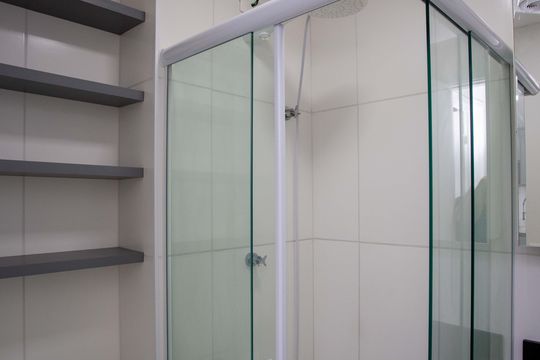 Banheiro de apartamento para alugar com 1 quarto, 38m² em Centro, Diadema