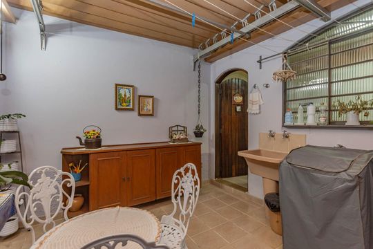 Área de Serviço de casa à venda com 2 quartos, 117m² em Vila Gumercindo, São Paulo
