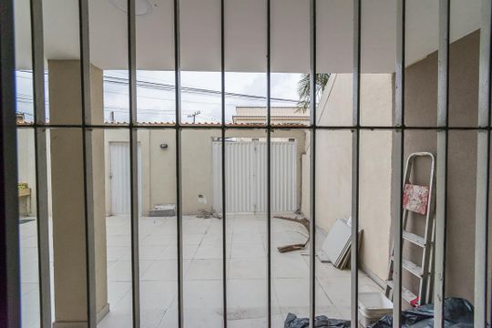 Vista do Quarto 1 de casa para alugar com 2 quartos, 200m² em Irajá, Rio de Janeiro