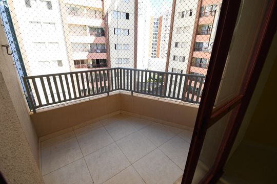 Sala - Sacada de apartamento à venda com 3 quartos, 150m² em Centro, Campinas