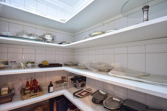 Despensa de casa à venda com 5 quartos, 715m² em Morumbi, São Paulo
