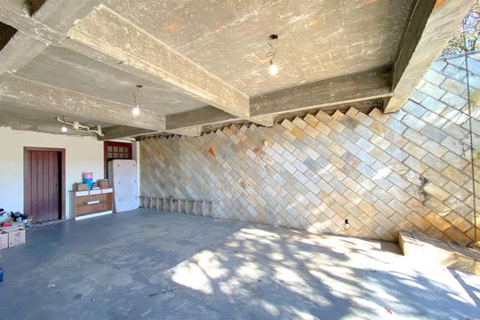 Garagem de casa para alugar com 5 quartos, 357m² em Esplanada, Belo Horizonte