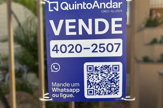Plaquinha  de casa à venda com 7 quartos, 347m² em Méier, Rio de Janeiro