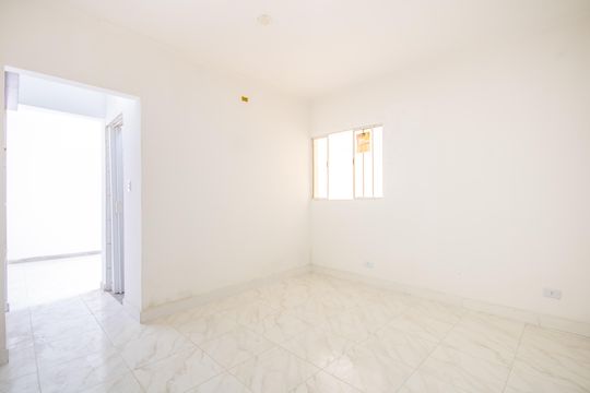 Casa para alugar com 1 quarto, 40m² em Santo Antônio, Osasco