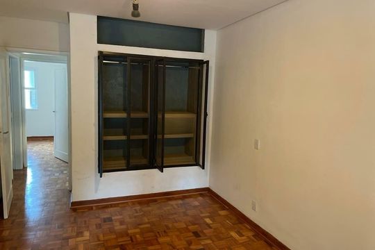 Casa à venda com 3 quartos, 160m² em Vila Elvira, São Paulo