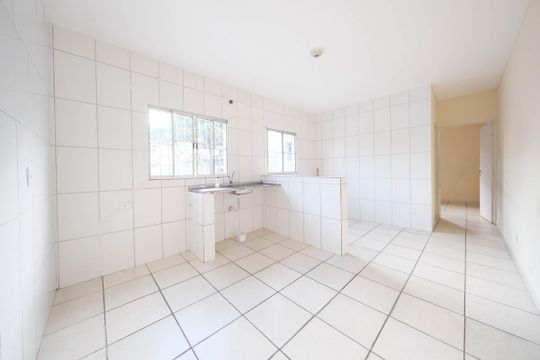 Cozinha de casa para alugar com 1 quarto, 100m² em Parque Cisper, São Paulo