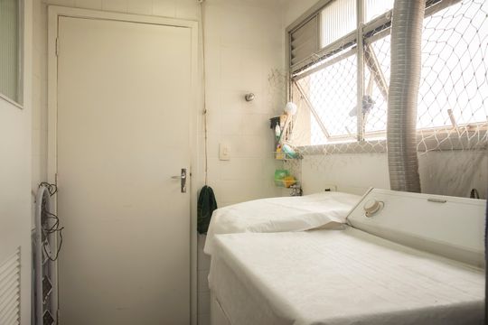 Área de Serviço de apartamento à venda com 3 quartos, 220m² em Vila Clementino, São Paulo