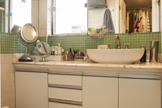 Banheiro da Suíte 2 de apartamento à venda com 3 quartos, 220m² em Vila Clementino, São Paulo