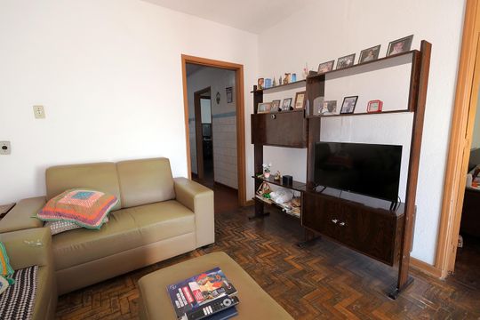 Casa à venda com 3 quartos, 150m² em Vila Linda, Santo André