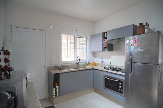 Cozinha de casa à venda com 2 quartos, 160m² em Campina, São Leopoldo