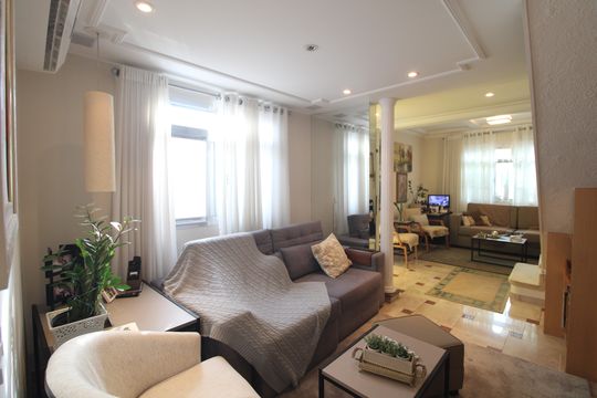 Sala de casa à venda com 3 quartos, 186m² em Vila Anhanguera, São Paulo
