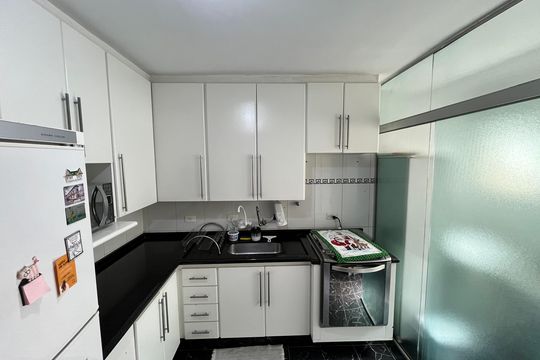 Cozinha de casa de condomínio à venda com 3 quartos, 85m² em Imirim, São Paulo