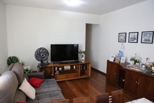 Sala de apartamento à venda com 3 quartos, 86m² em Santa Cruz Industrial, Contagem