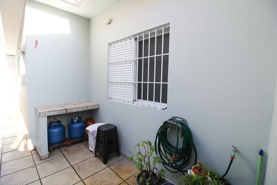 Quintal de casa à venda com 3 quartos, 100m² em Vila Regente Feijó, São Paulo