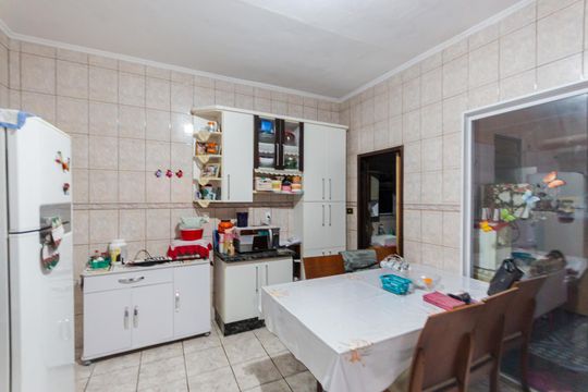 Cozinha de casa à venda com 2 quartos, 170m² em Bangú, Santo André
