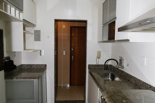 Cozinha de apartamento à venda com 3 quartos, 64m² em Cinquentenario, Belo Horizonte