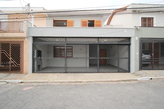 Fachada de casa à venda com 4 quartos, 180m² em Vila Gomes Cardim, São Paulo