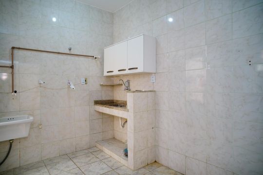 Cozinha da edícula de casa para alugar com 4 quartos, 400m² em Santa Rosa, Niterói