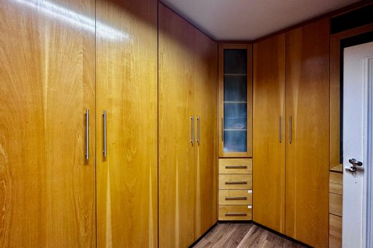 Closet Suíte 4 de apartamento à venda com 4 quartos, 323m² em Parque Colonial, São Paulo