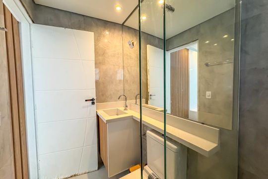 Banheiro da Casa 2 de casa à venda com 7 quartos, 432m² em Parque Terra Nova Ii, São Bernardo do Campo