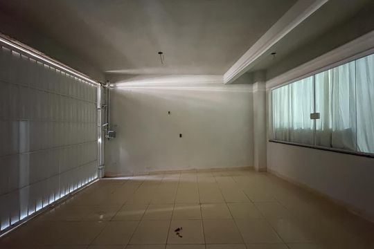 Garagem de casa à venda com 7 quartos, 432m² em Parque Terra Nova Ii, São Bernardo do Campo