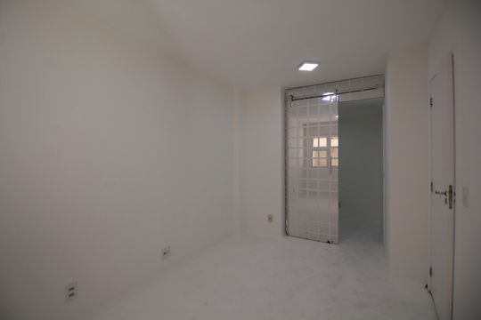Suíte 2 de apartamento à venda com 2 quartos, 100m² em Taquara, Rio de Janeiro