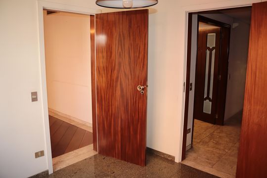Quarto de Serviço de apartamento à venda com 4 quartos, 300m² em Higienópolis, São Paulo