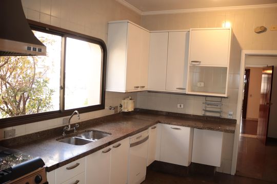 Cozinha de apartamento à venda com 4 quartos, 300m² em Higienópolis, São Paulo