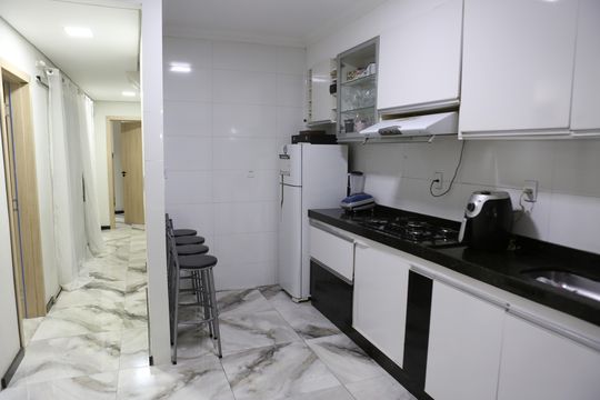 Cozinha de casa à venda com 3 quartos, 137m² em Diamante, Belo Horizonte