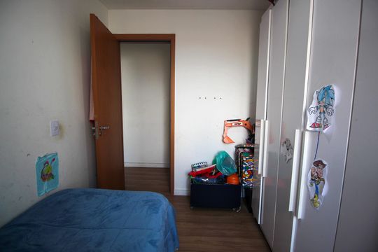 Quarto 2 de apartamento para alugar com 2 quartos, 42m² em Vila Suzana, São Paulo