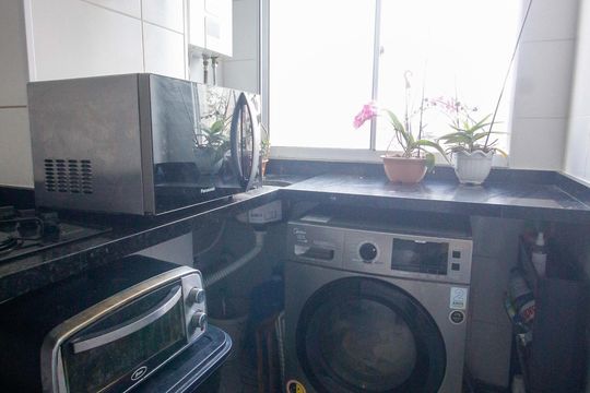 Área de Serviço de apartamento para alugar com 2 quartos, 42m² em Vila Suzana, São Paulo