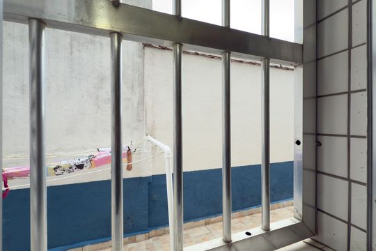 Vista da Suíte de apartamento para alugar com 3 quartos, 89m² em Cidade Ocian, Praia Grande