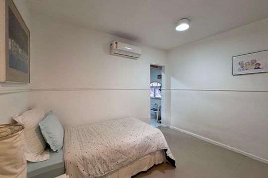 Suíte 1  de casa de condomínio para alugar com 3 quartos, 658m² em Vargem Grande, Rio de Janeiro
