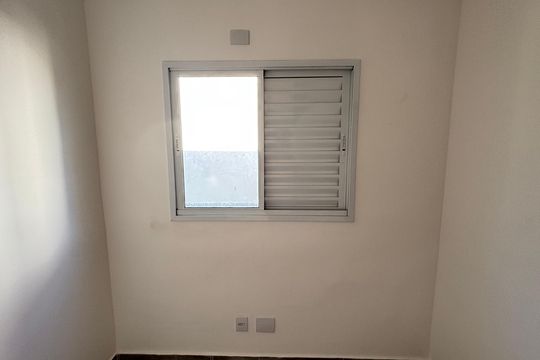 Quarto 2 de apartamento para alugar com 2 quartos, 47m² em Jardim Utinga, Santo André