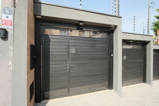 Fachada de casa à venda com 3 quartos, 140m² em Penha de França, São Paulo