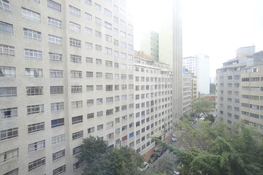 Vista de kitnet/studio à venda com 1 quarto, 28m² em Sé, São Paulo