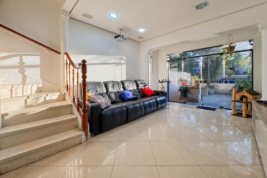 Casa à venda com 3 quartos, 299m² em Vila Mariana, São Paulo