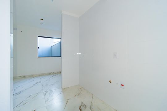 Cozinha de apartamento à venda com 2 quartos, 55m² em Vila Libanesa, São Paulo