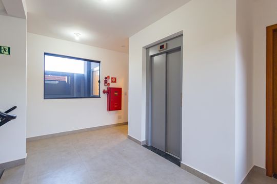 Hall social de apartamento à venda com 2 quartos, 55m² em Vila Libanesa, São Paulo