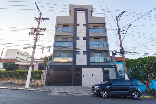 Fachada de apartamento à venda com 2 quartos, 55m² em Vila Libanesa, São Paulo