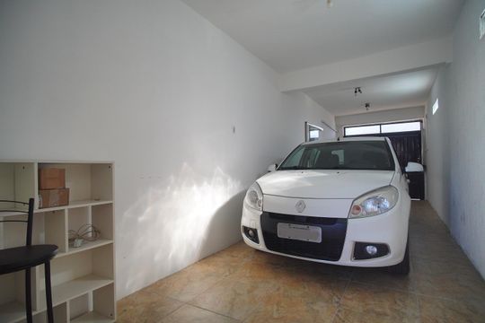 Garagem de casa à venda com 2 quartos, 270m² em Santo Afonso, Novo Hamburgo