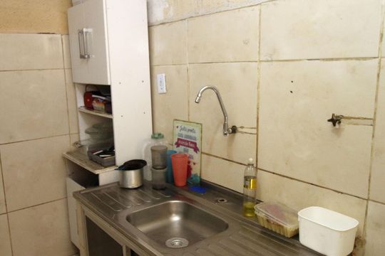 Cozinha de apartamento à venda com 3 quartos, 90m² em Vila Kosmos, Rio de Janeiro