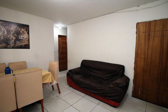 Sala de apartamento à venda com 3 quartos, 90m² em Vila Kosmos, Rio de Janeiro