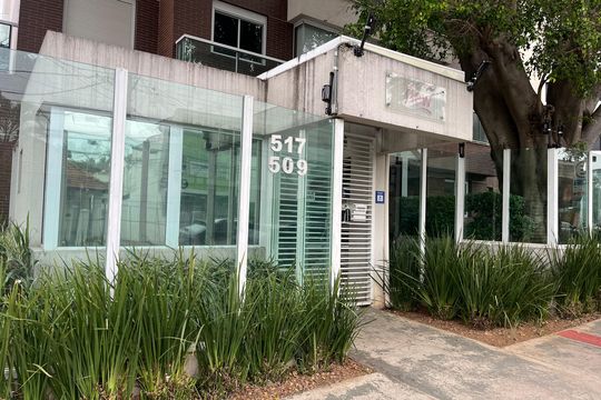 Fachada do Prédio de apartamento para alugar com 2 quartos, 54m² em Lapa, São Paulo