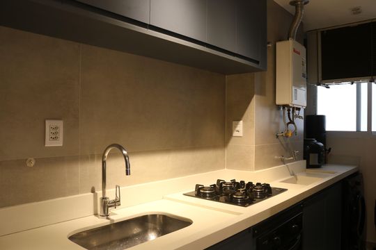 Cozinha de apartamento para alugar com 2 quartos, 54m² em Lapa, São Paulo