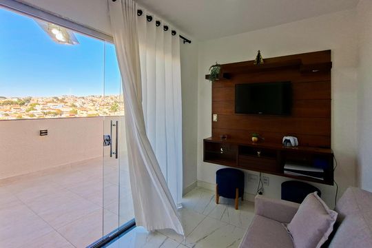 Cobertura de apartamento à venda com 3 quartos, 130m² em Pompéia, Belo Horizonte