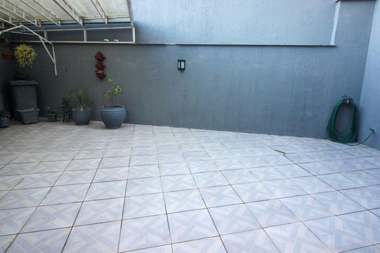Garagem  de apartamento à venda com 2 quartos, 93m² em Jardim Isabel, Porto Alegre