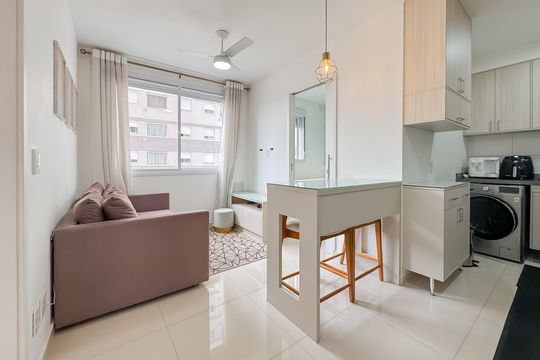 Apartamento para alugar com 2 quartos, 34m² em Cambuci, São Paulo