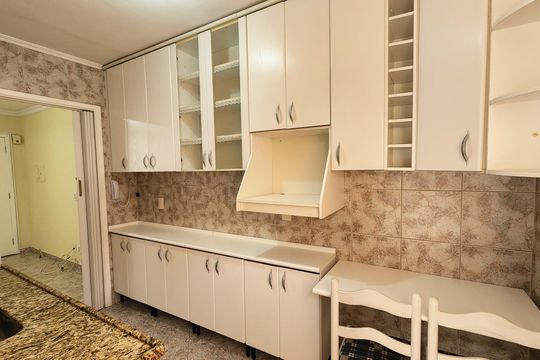 Cozinha de apartamento para alugar com 2 quartos, 54m² em Centro, Jundiaí